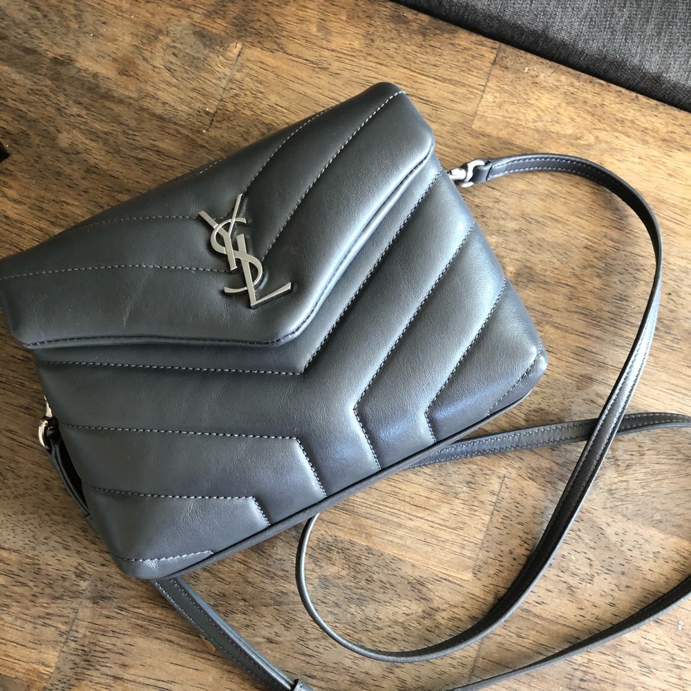 Authentic. Great condition. Only used a few times